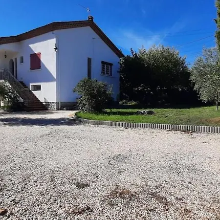 La Milo - Maison De 6personnes #clim #piscine #citeemedievale Feriehus Vezenobres