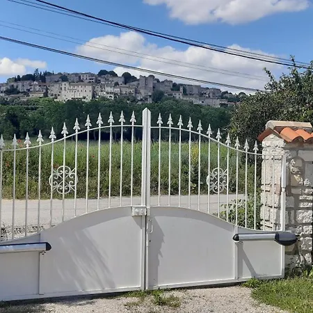 Holiday home La Milo - Maison De 6personnes #clim #piscine #citeemedievale
