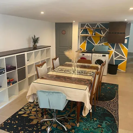Vakantiehuis La Milo - Maison De #clim #piscine #citeemedievale Vezenobres