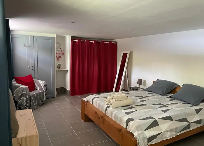 Casa de Férias La Milo - Maison De 6personnes #clim #piscine #citeemedievale *