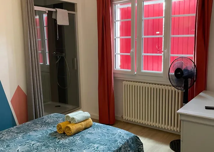 Casa de Férias La Milo - Maison De 6personnes #clim #piscine #citeemedievale Vezenobres